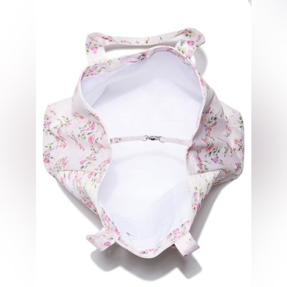 New GUESS Rainbow Logo Canvas Tote(Travel Bag) - Picture 4 of 9